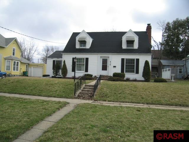 416 N Moore, Blue Earth, MN 56013