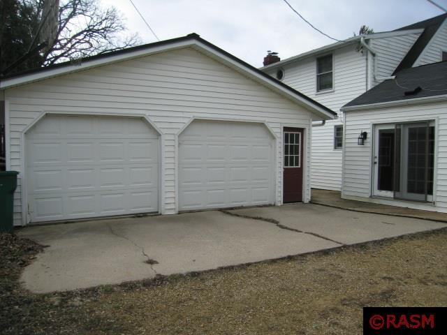 416 N Moore, Blue Earth, MN 56013