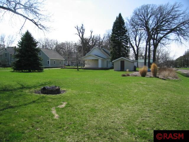 617 N Galbraith, Blue Earth, MN 56013