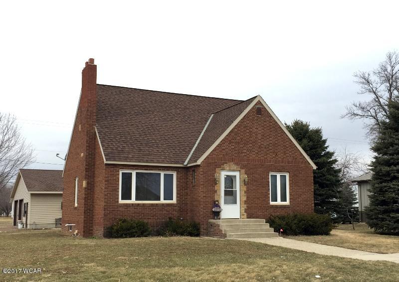 213 Ash Street, Comfrey, MN 56019