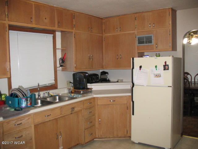 213 Ash Street, Comfrey, MN 56019