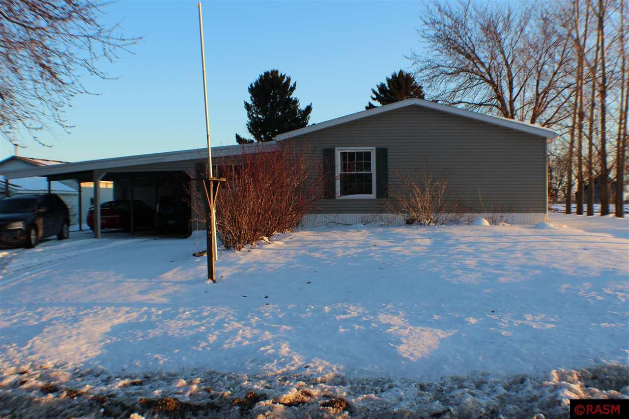 849 Chapel, Good Thunder, MN 56037