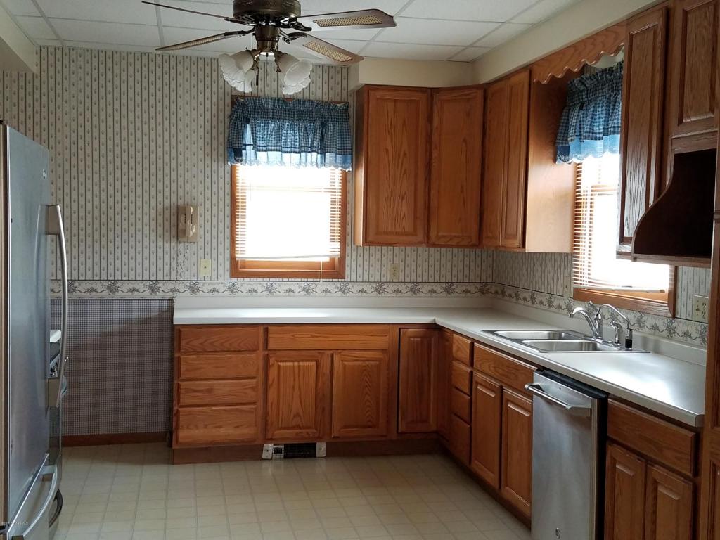 605 Lincoln Street, Hartland, MN 56042