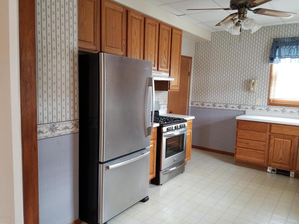 605 Lincoln Street, Hartland, MN 56042