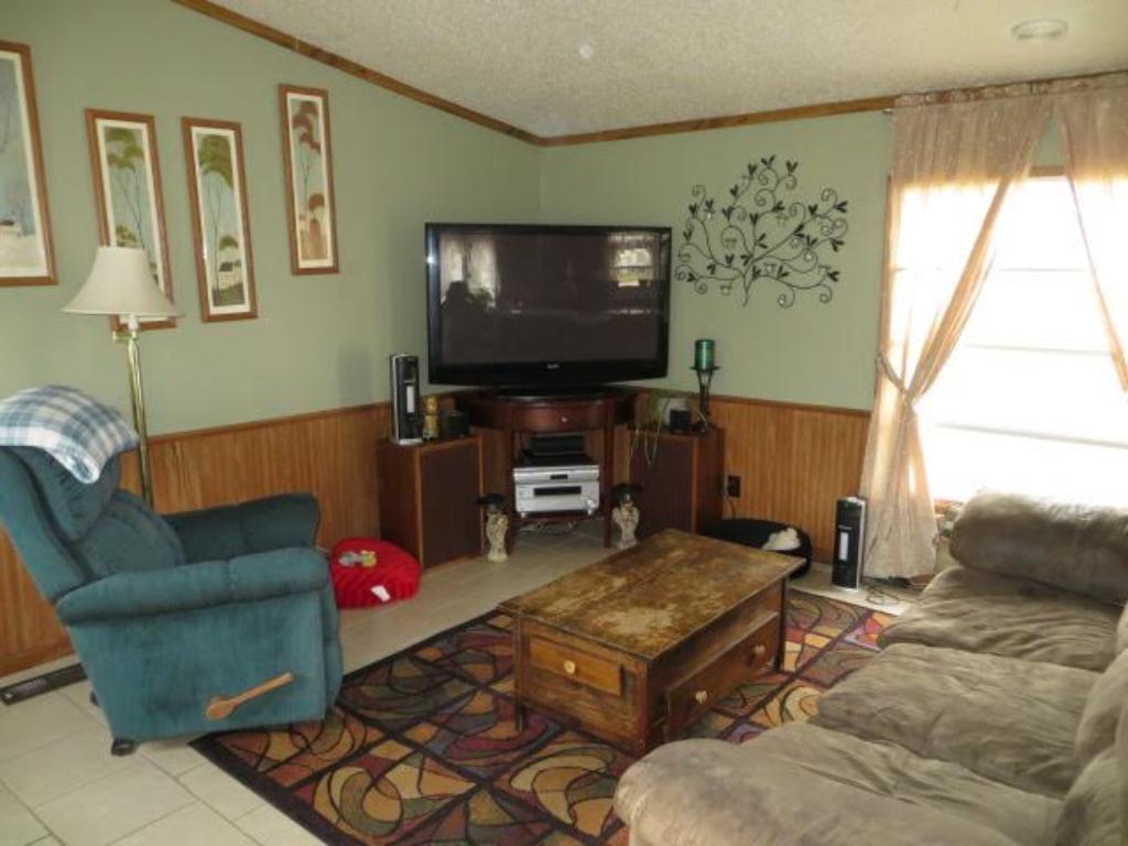 127 N 3rd Street, Henderson, MN 56044