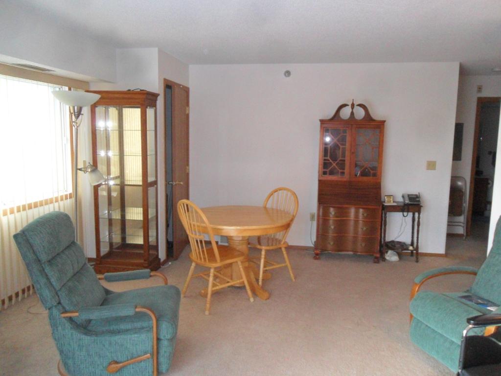200 S 3rd Street, Le Sueur, MN 56058