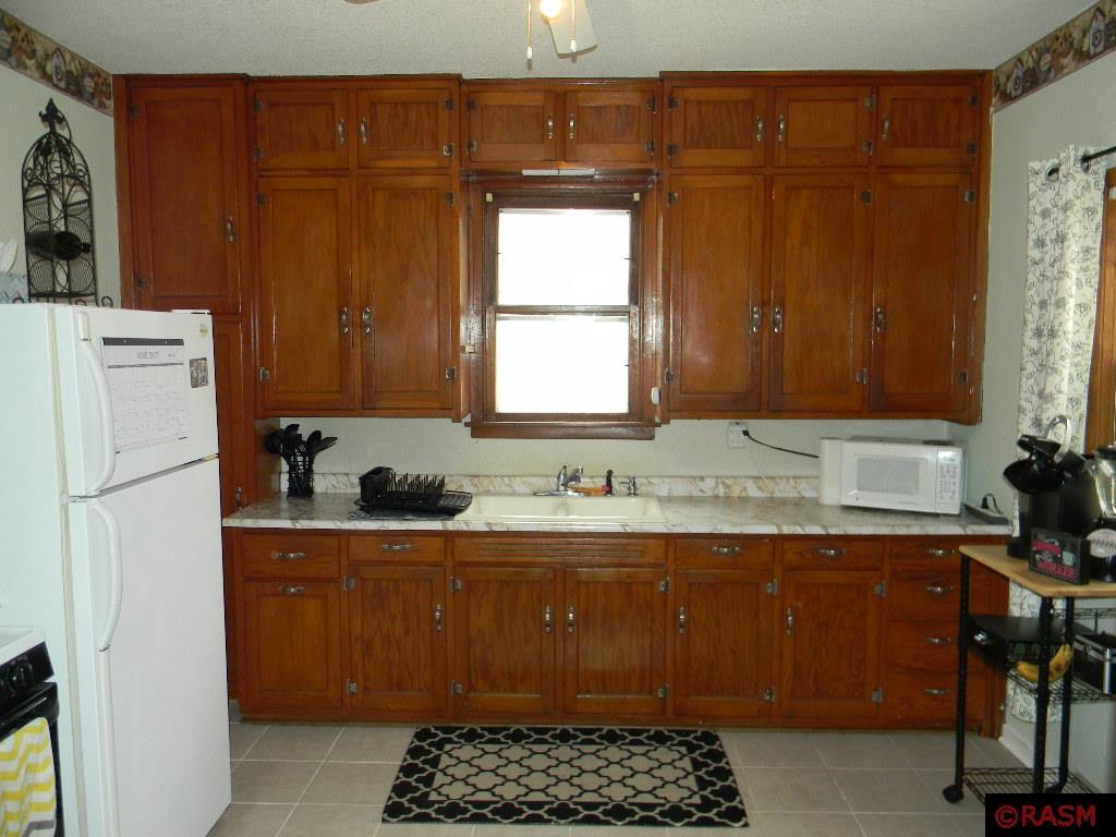 210 Elm NE, Sleepy Eye, MN 56085
