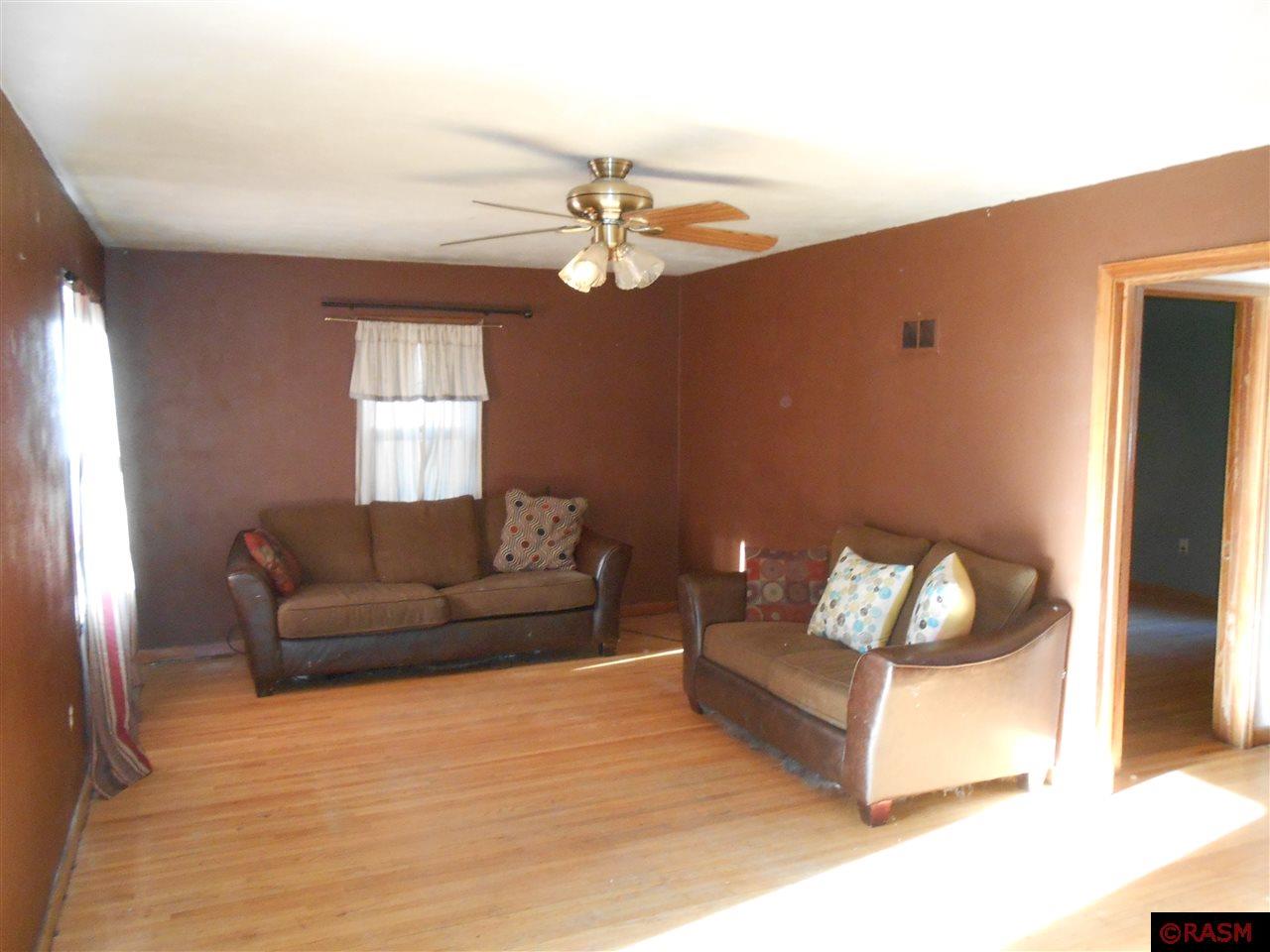 817 S First Avenue, Sleepy Eye, MN 56085
