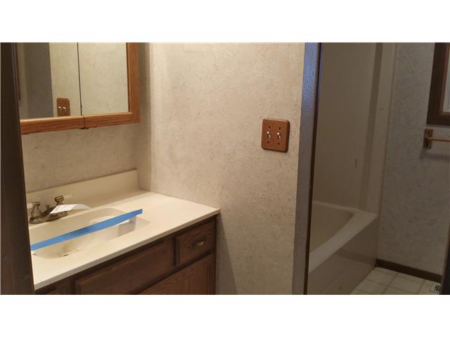 215 2nd Ave SWCobden, MN, 56085Brown County