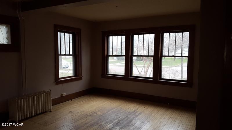 510 N Marshall Avenue, Springfield, MN 56087