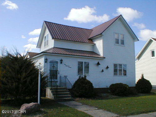 190 3rd Street, Wells, MN 56097