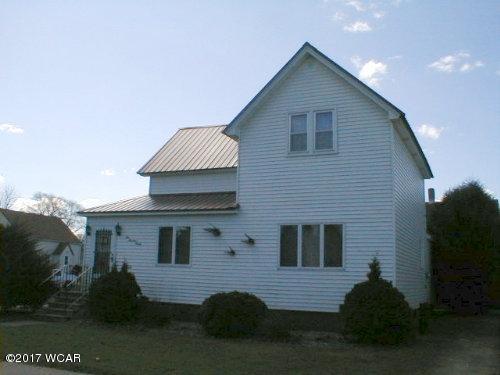 190 3rd Street, Wells, MN 56097