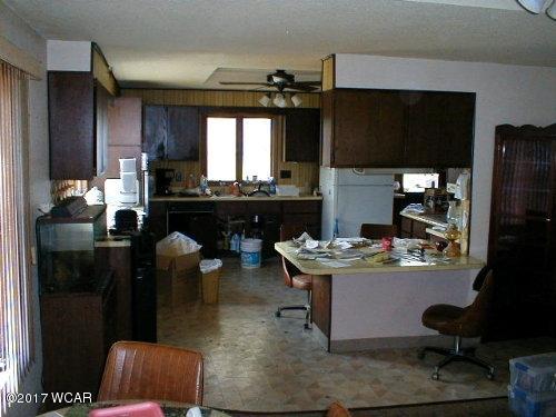 190 3rd Street, Wells, MN 56097