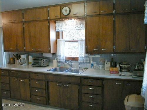 661 7th St Sw, Wells, MN 56097
