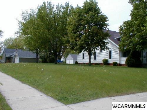 290 S Broadway, Wells, MN 56097