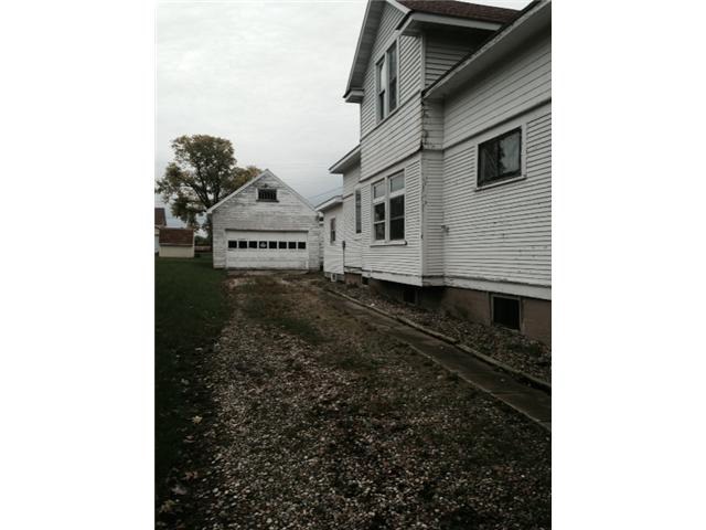 335 1st Ave SWWells, MN, 56097Faribault County