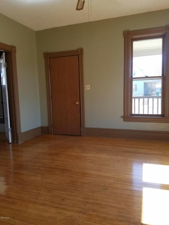 1504 3rd Avenue, Windom, MN 56101