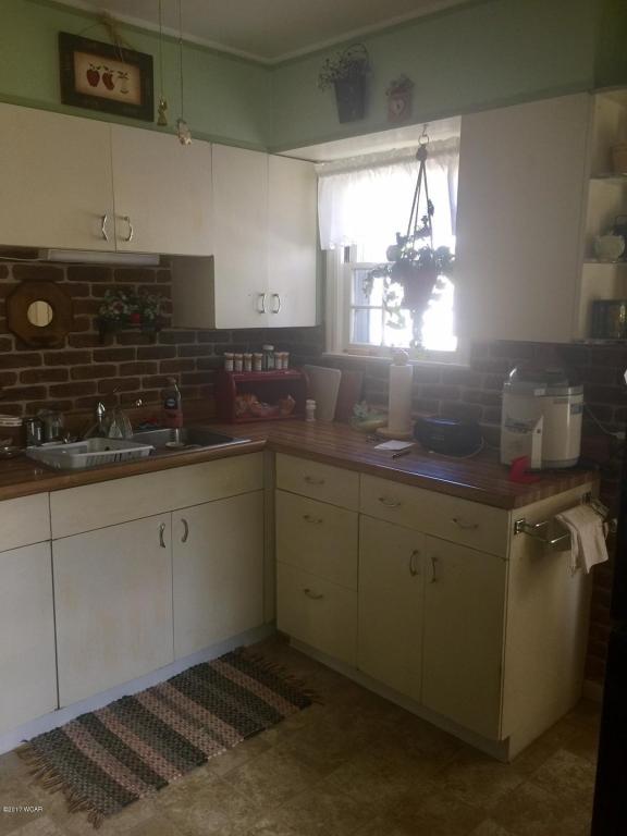 1515 2nd Avenue, Windom, MN 56101