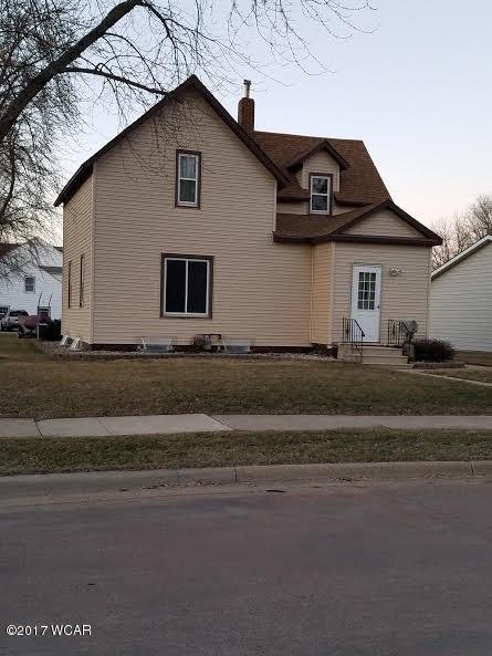 664 12th Street, Windom, MN 56101