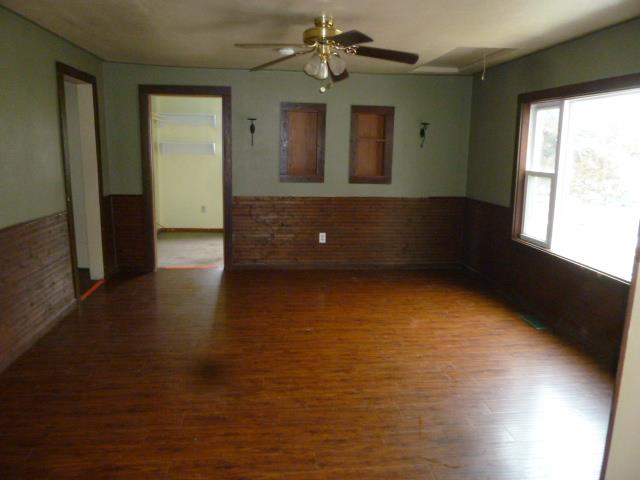 108 Coteau StLake Benton, MN, 56149Lincoln County