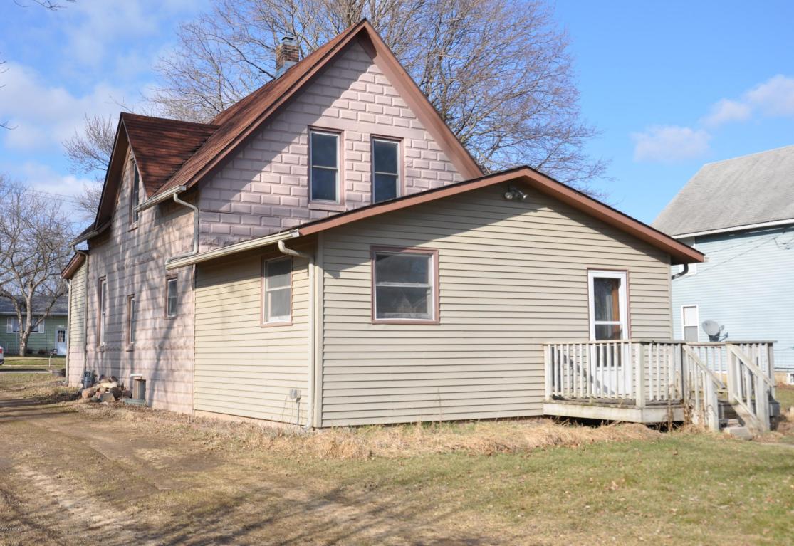 303 Menage Avenue, Lakefield, MN 56150