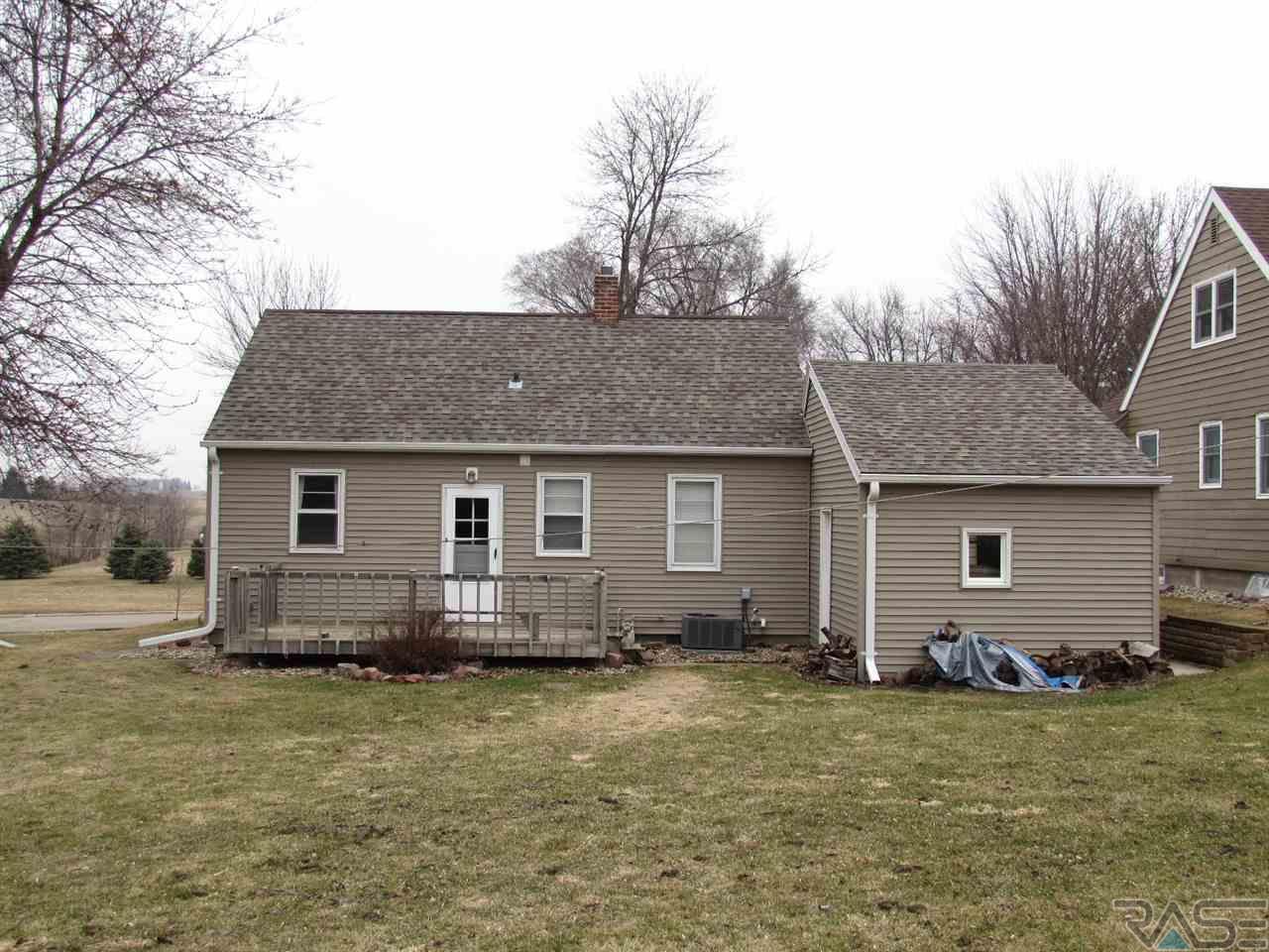 607 W Luverne St, Luverne, MN 56156