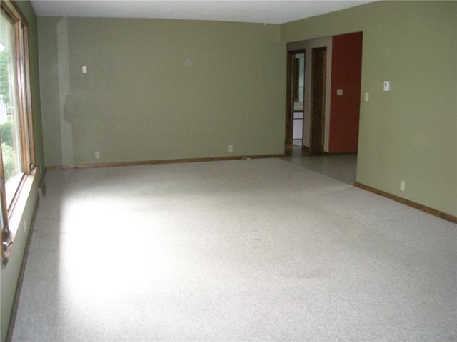 109 Elm StLuverne, MN, 56156Rock County