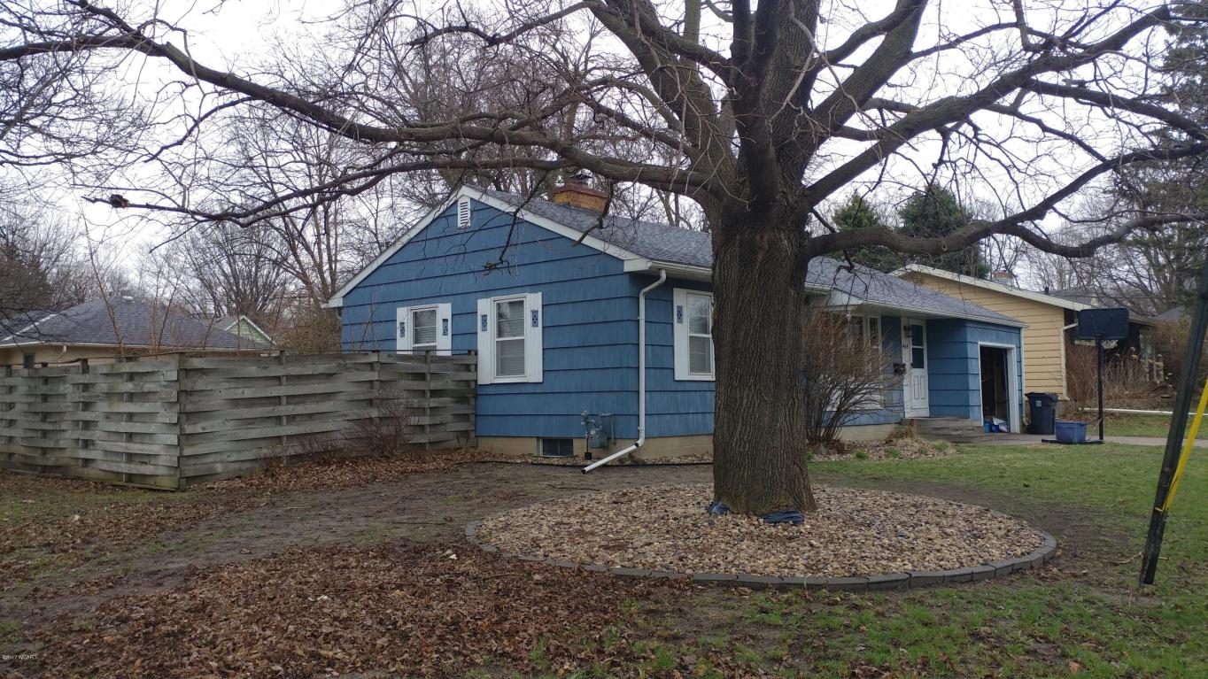 464 Center Street, Tracy, MN 56175