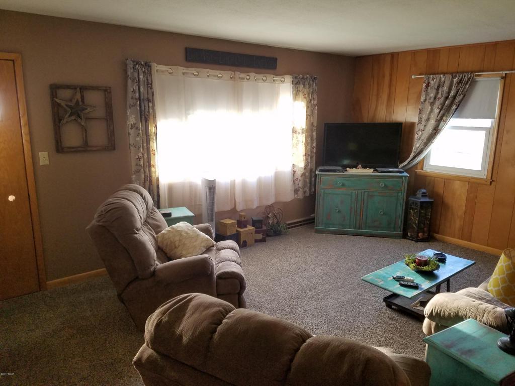 636 Elm Avenue, Westbrook, MN 56183