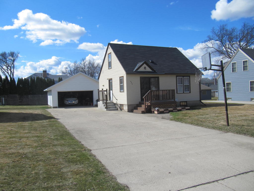 608 11th Street, Benson, MN 56215