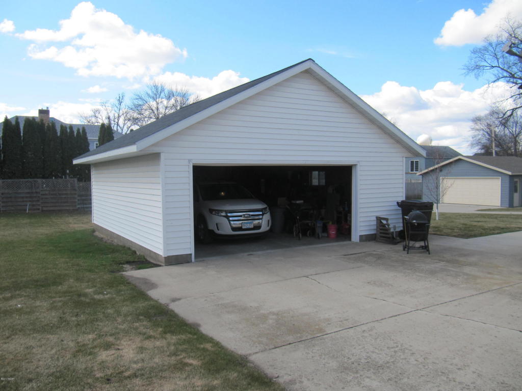 608 11th Street, Benson, MN 56215