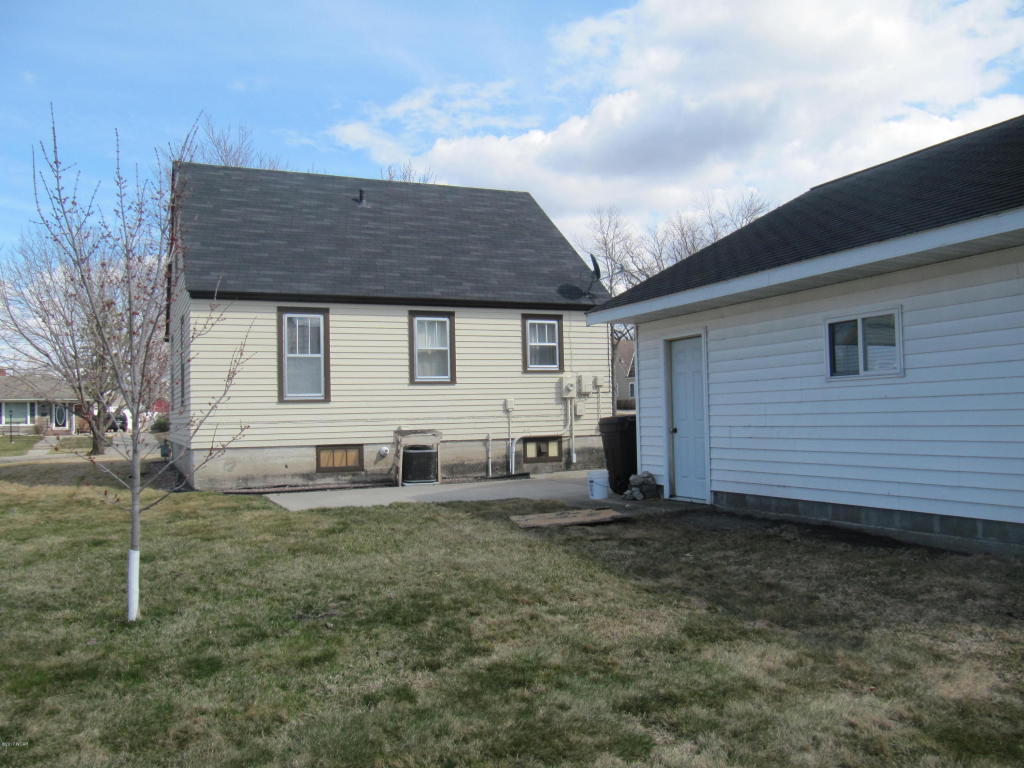 608 11th Street, Benson, MN 56215