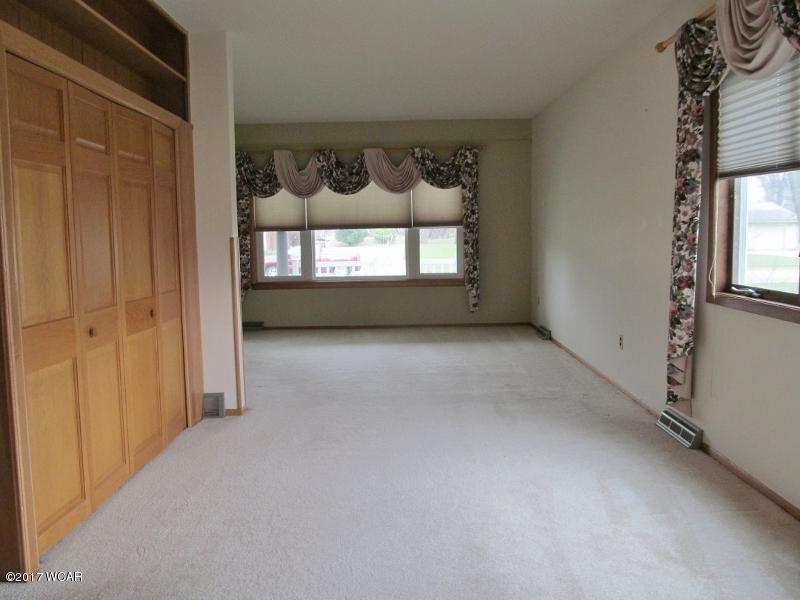 208 9th Street, Benson, MN 56215