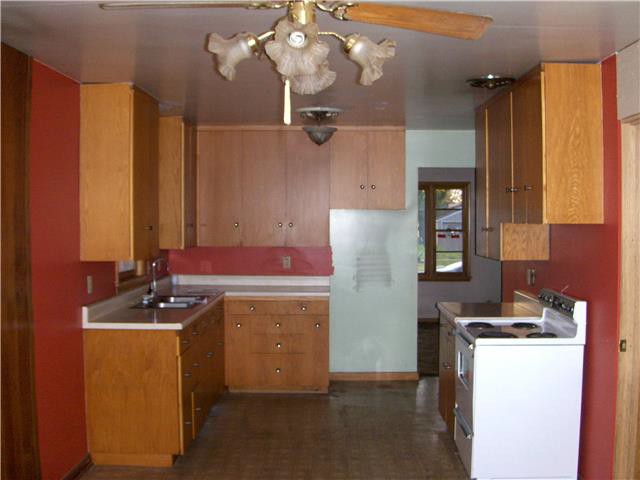 722 Division St NClara City, MN, 56222Chippewa County