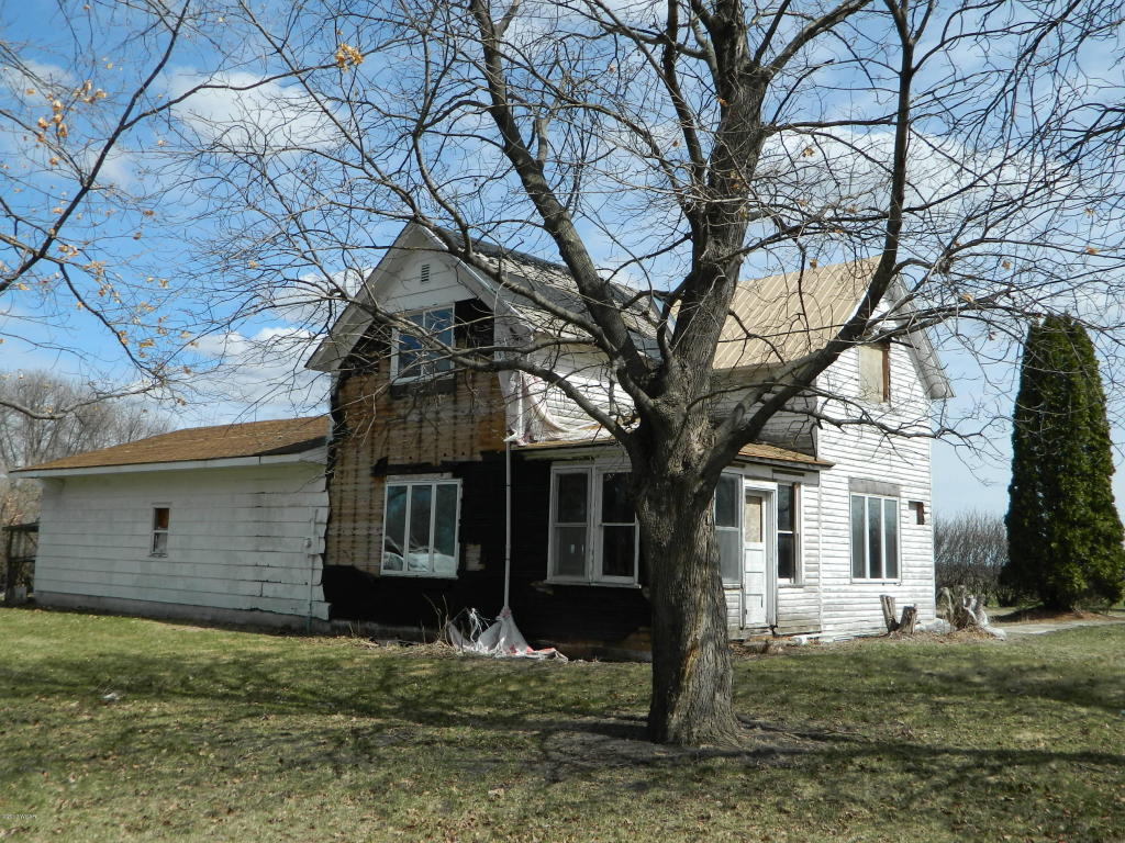 412 10th Avenue, Clarkfield, MN 56223