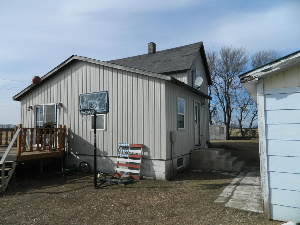 33956 Lake Avenue, Hancock, MN 56244