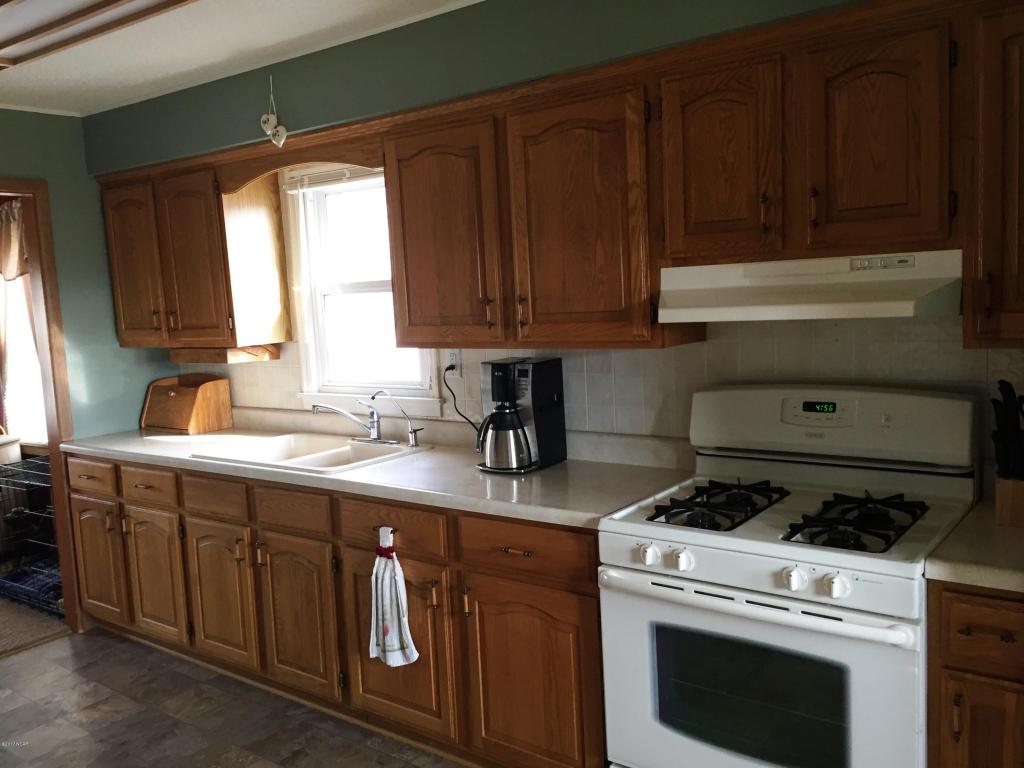 406 Legion Field Road, Marshall, MN 56258
