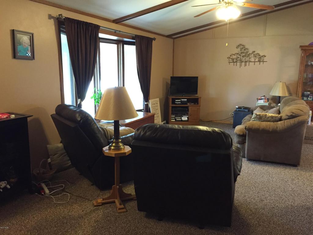 400 Marion Street, Milroy, MN 56263