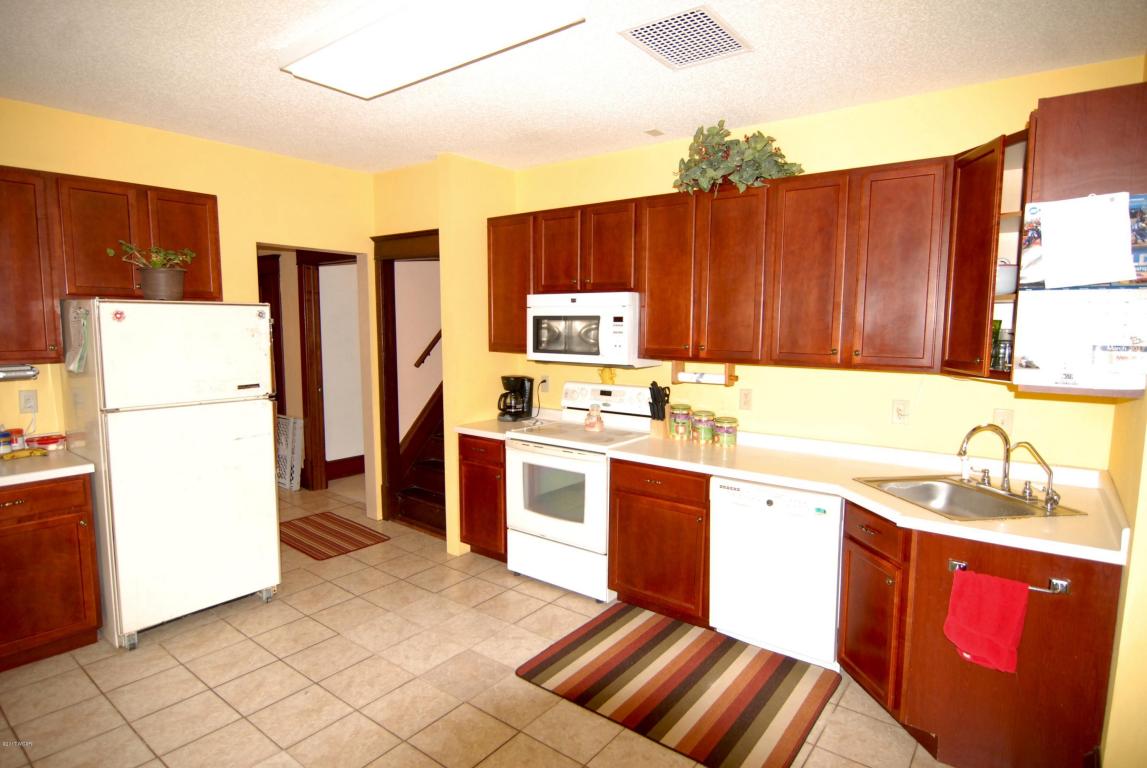 214 S 4 Street, Olivia, MN 56277