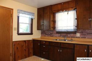 407 E 3 Ave, Raymond, MN 56282