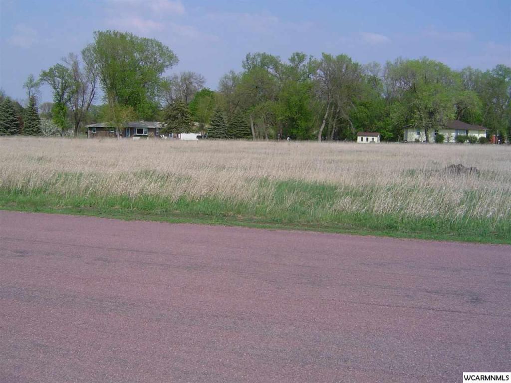 xxx Woodhill Road, Redwood Falls, MN 56283