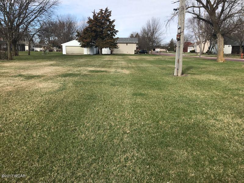 Xxx Oak Street, Redwood Falls, MN 56283
