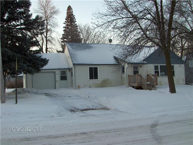 211 NE ColfaxRenville, MN, 56284Renville County