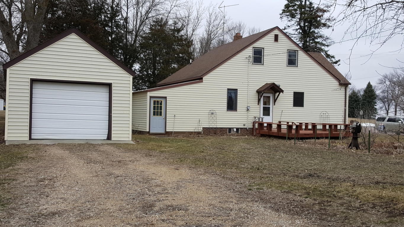 202 Oak St. Street, Seaforth, MN 56287