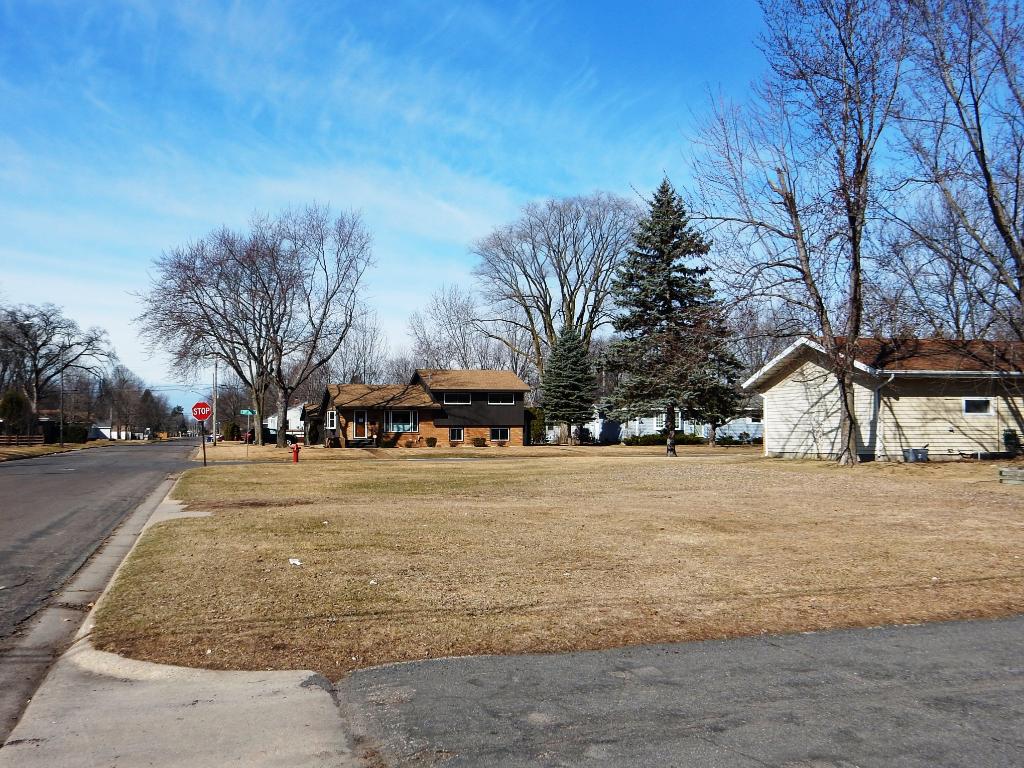 1104 29th Avenue N, Saint Cloud, MN 56303