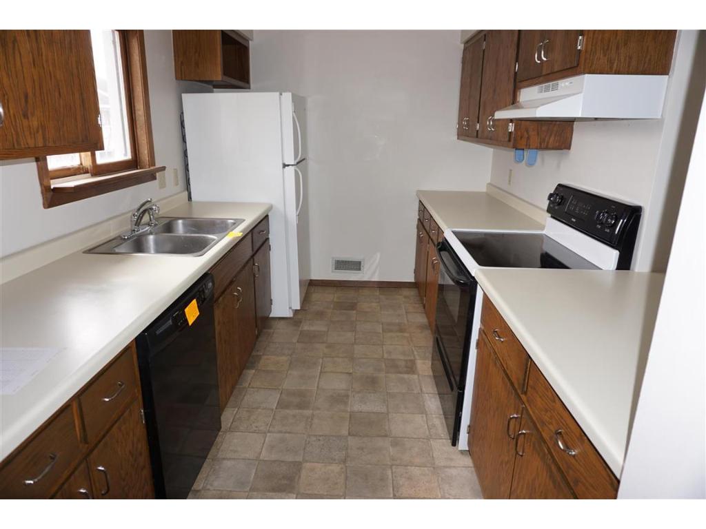 2530 Stearns Way, Saint Cloud, MN 56303