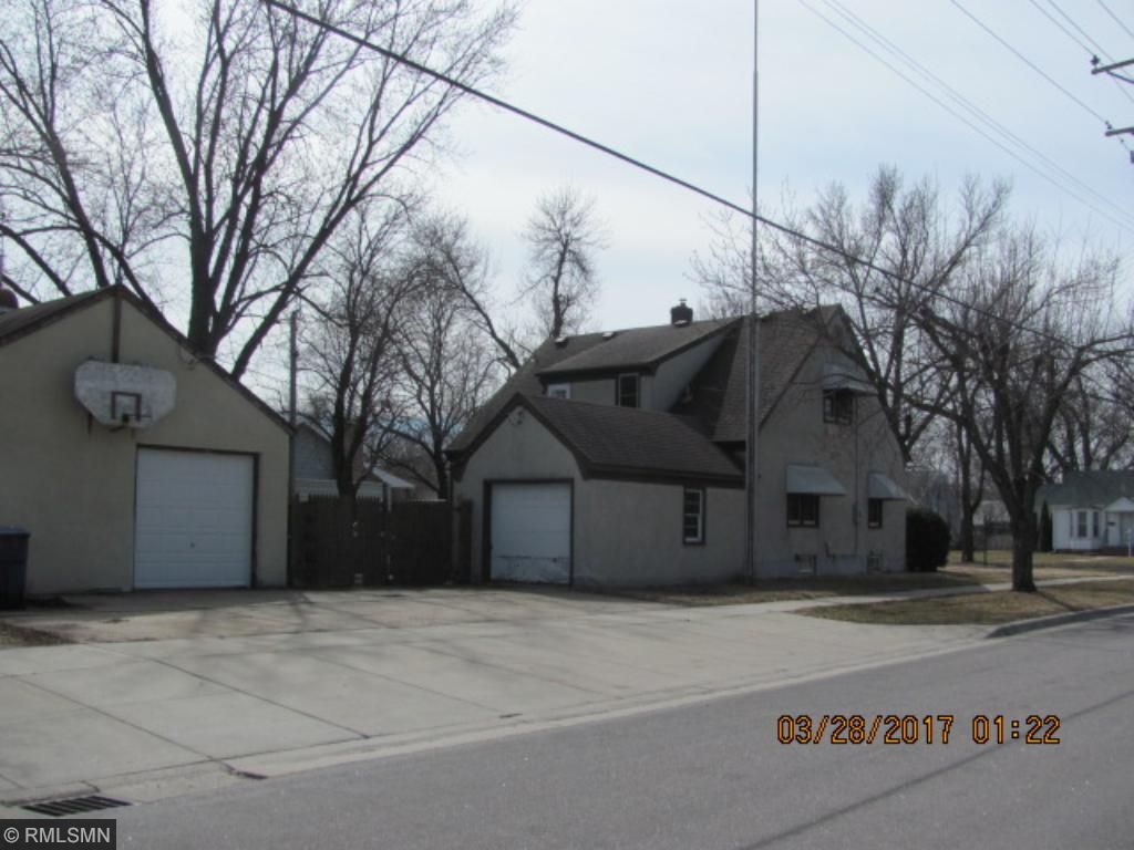 1126 9th Avenue N, Saint Cloud, MN 56303
