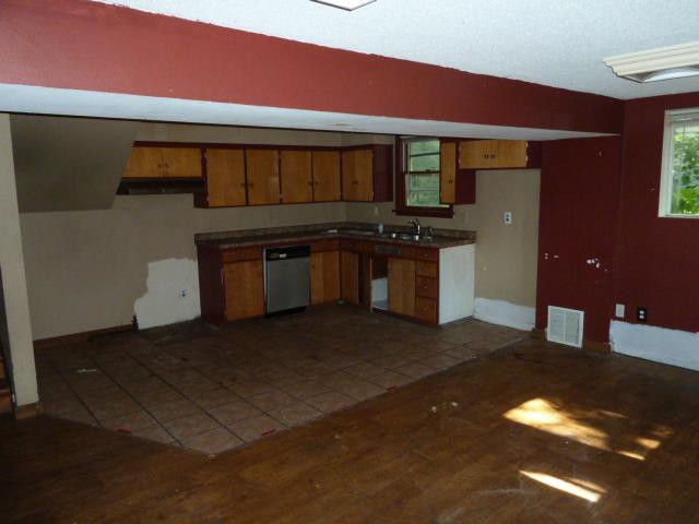 123 18th Ave NSaint Cloud, MN, 56303Stearns County