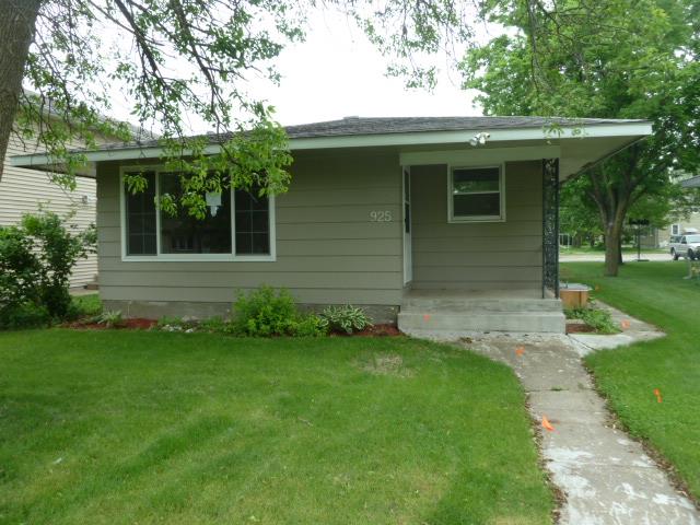 925 34th Ave NSaint Cloud, MN, 56303Stearns County
