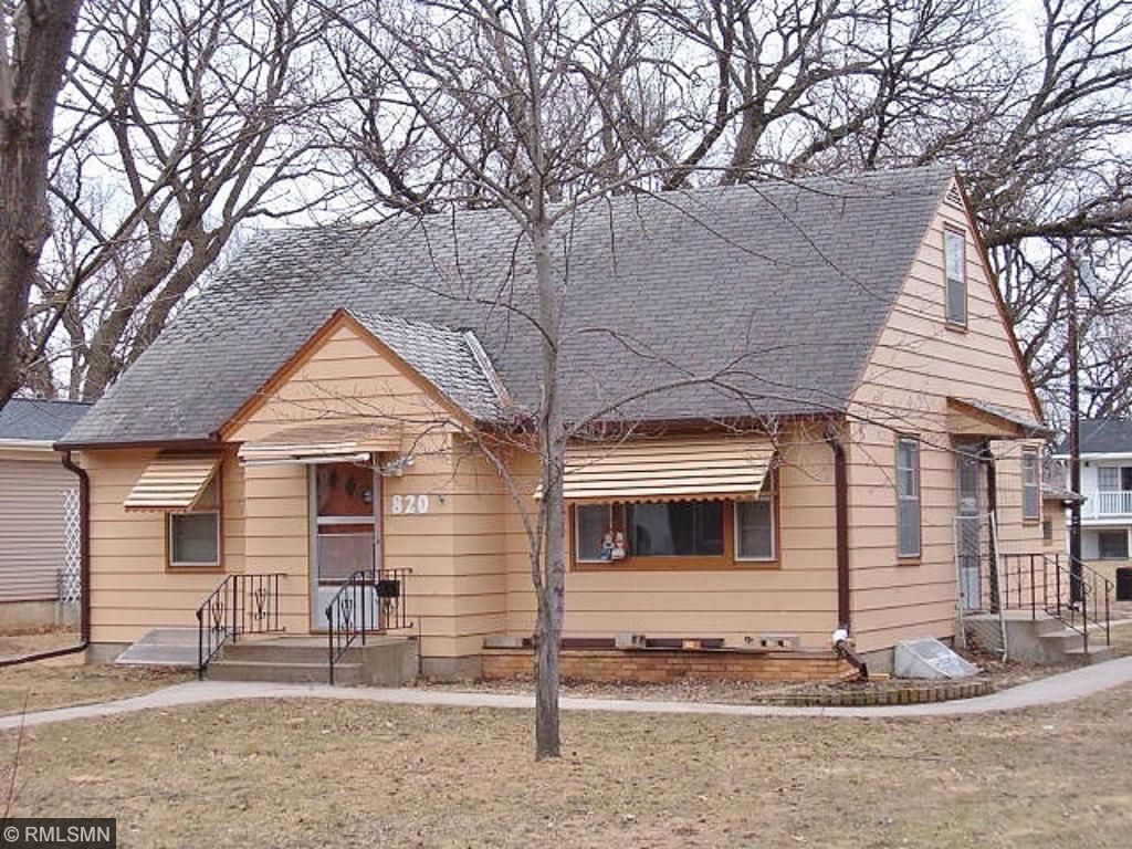 820 8th Avenue Se, Saint Cloud, MN 56304